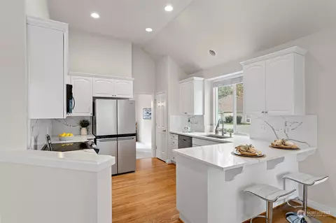 Kitchen - 16207 24th Dr SE, Mill Creek, WA 98012 photo 2 of 3