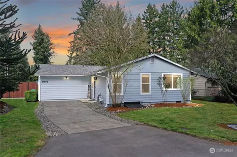 9801 126th St E, Puyallup, WA 98373