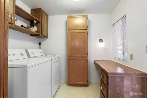 24010 10th Pl W, Bothell, WA 98021 photo 31