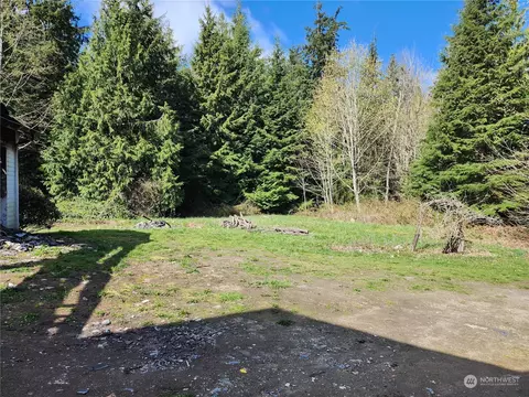 938 Sandell Rd, Camano Island, WA 98282