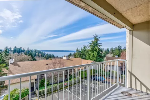 13229 12th Ave SW #222, Burien, WA 98146