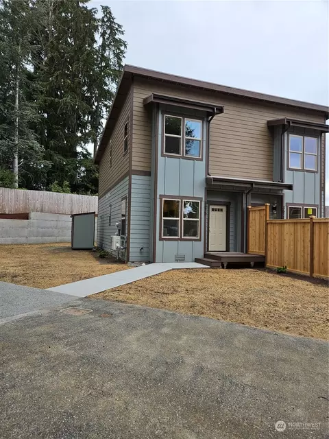 3675 Pine Rd NE, Bremerton, WA 98310