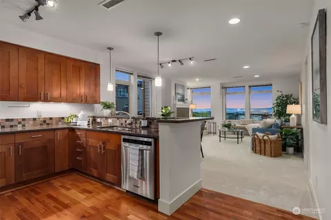 Kitchen - 75 Pine St #204, Edmonds, WA 98020 photo 2 of 4