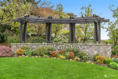Exterior - 75 Pine St #204, Edmonds, WA 98020 photo 7 of 8