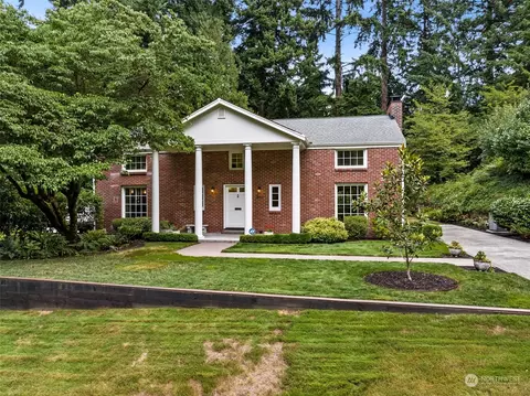 2616 Hillside Dr SE, Olympia, WA 98501