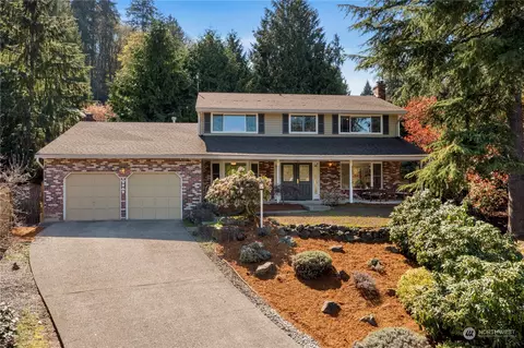 15819 SE 49th St, Bellevue, WA 98006