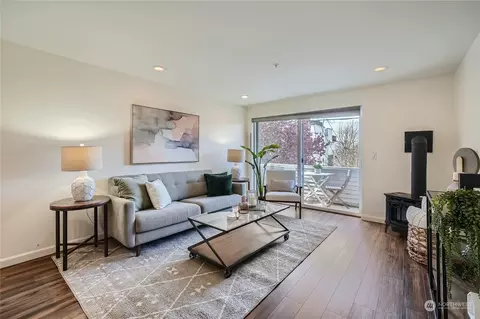 8512 16th Ave NW #202, Seattle, WA 98117