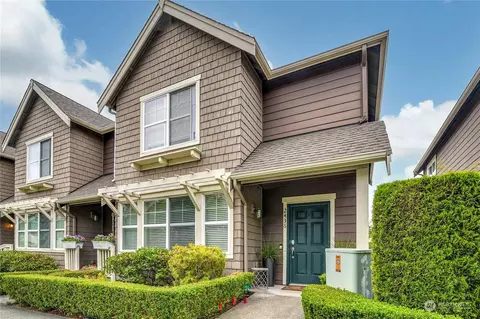 2436 NE Park Dr, Issaquah, WA 98029