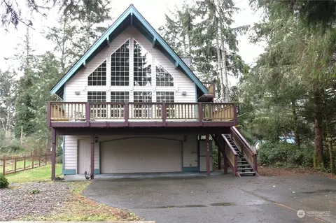 510 Quinault Ave SE, Ocean Shores, WA 98569