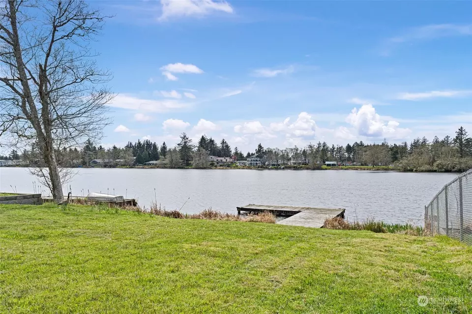  661 Lake Island Ave SE, Ocean Shores, WA 98569 photo 5