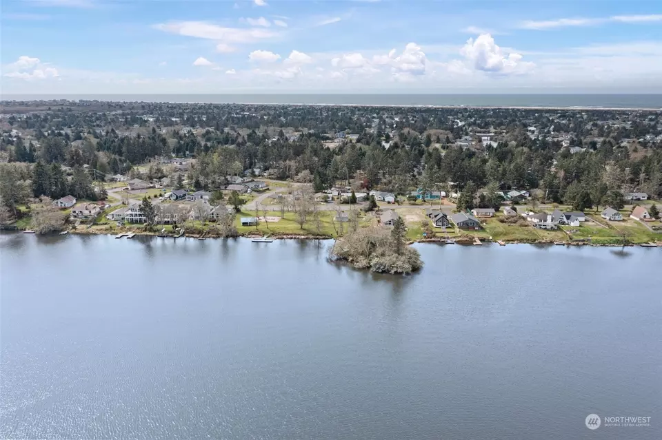  661 Lake Island Ave SE, Ocean Shores, WA 98569 photo 24