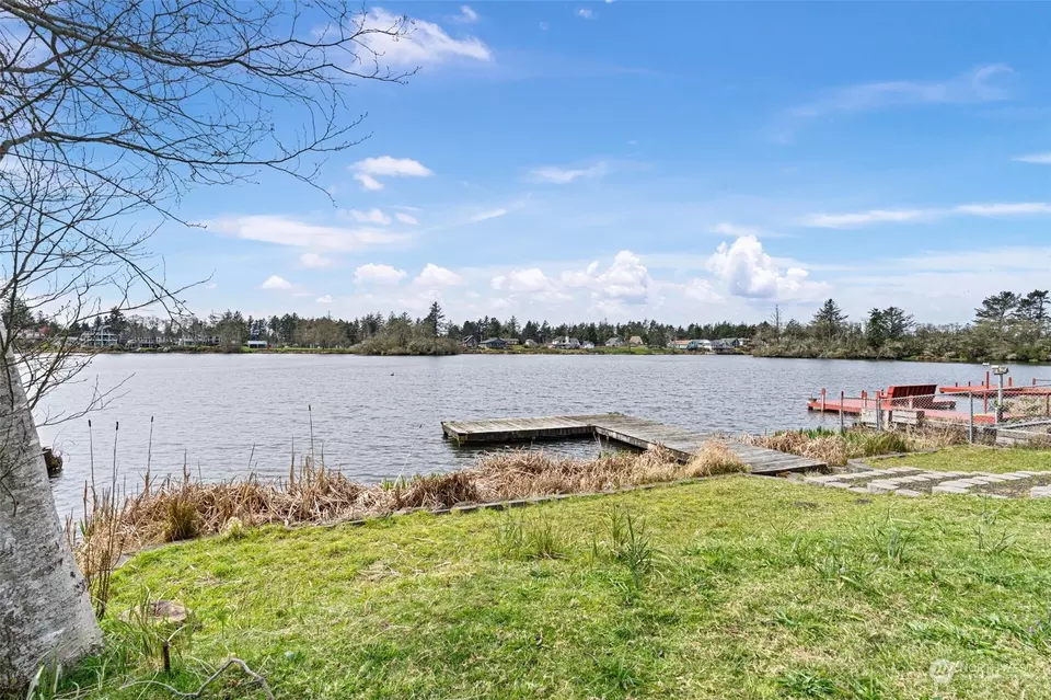  661 Lake Island Ave SE, Ocean Shores, WA 98569 photo 6