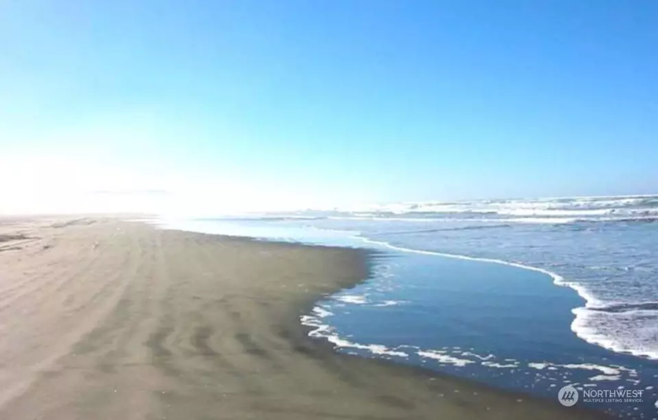  661 Lake Island Ave SE, Ocean Shores, WA 98569 photo 32