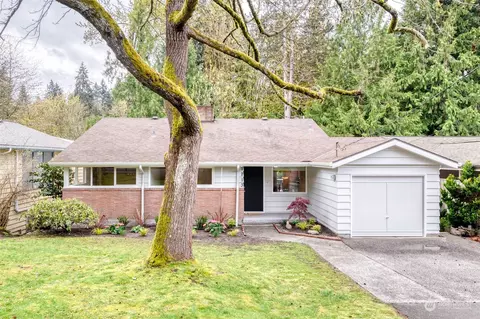 1213 NE 107th St, Seattle, WA 98125