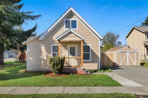 411 Eldredge Ave SW, Orting, WA 98360