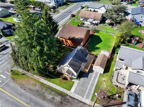 Exterior - 411 Eldredge Ave SW, Orting, WA 98360 photo 10 of 11