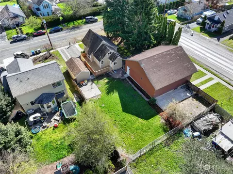 Exterior - 411 Eldredge Ave SW, Orting, WA 98360 photo 11 of 11