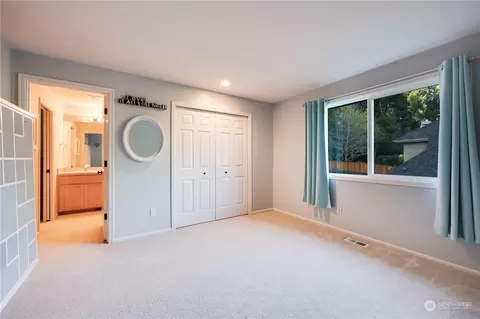 Bedroom - 4715 176th St SE, Bothell, WA 98012 photo 3 of 3
