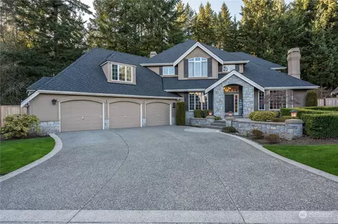 Exterior - 4715 176th St SE, Bothell, WA 98012 photo 5 of 12