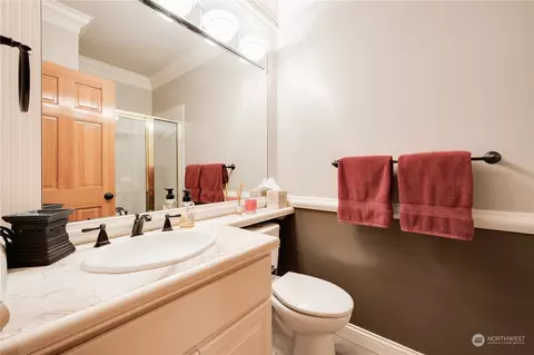 Bath - 4715 176th St SE, Bothell, WA 98012 photo 1 of 4