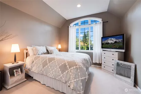 Bedroom - 4715 176th St SE, Bothell, WA 98012 photo 1 of 3