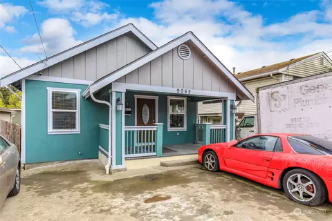 9052 9th Ave SW, Seattle, WA 98106