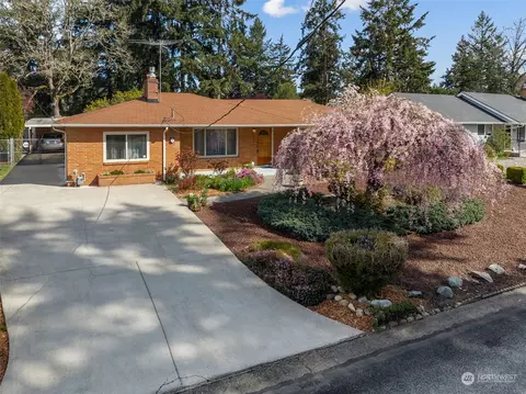 9921 119th St SW, Lakewood, WA 98498