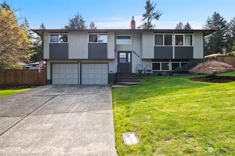 8924 Arbordale Ln W, University Place, WA 98466