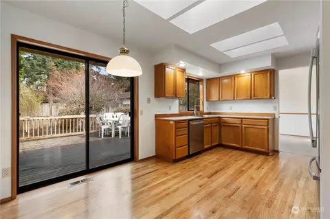 Kitchen - 13900 14th Dr SE, Mill Creek, WA 98012 photo 3 of 3