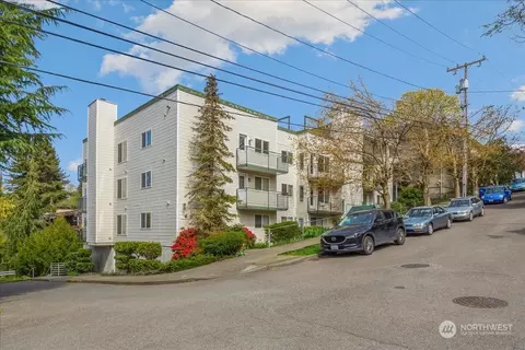 1110 W Howe #204, Seattle, WA 98119