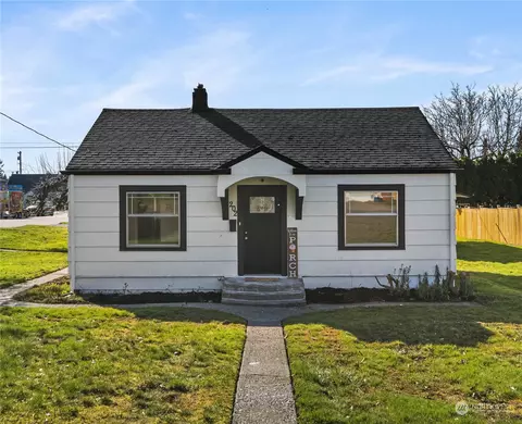 202 N Washington Ave, Arlington, WA 98223