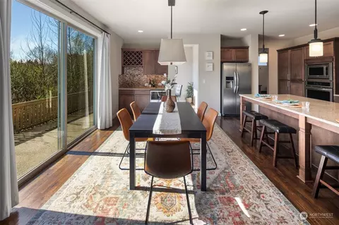 Dining - 3632 129th Pl SE, Everett, WA 98208 photo 2 of 2