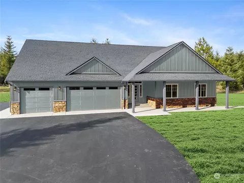 11705 Elks Landing Ct SE, Yelm, WA 98597