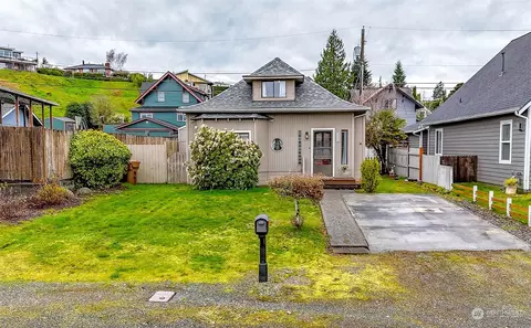 4908 N Whitman St, Tacoma, WA 98407