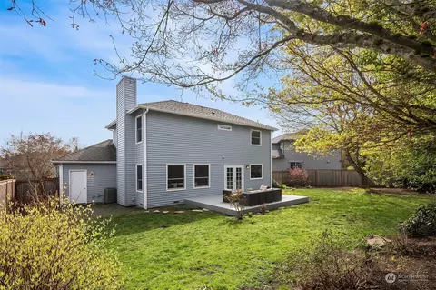 Exterior - 5123 150th St SE, Everett, WA 98208 photo 8 of 8