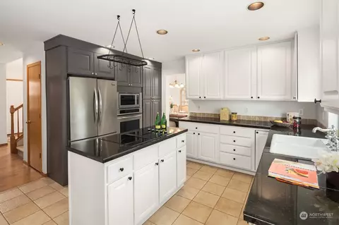 Kitchen - 5123 150th St SE, Everett, WA 98208 photo 2 of 3