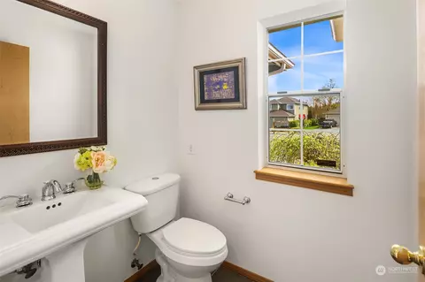 Bath - 5123 150th St SE, Everett, WA 98208 photo 1 of 4