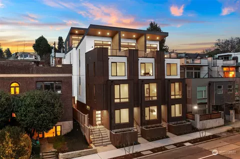 2624 Eastlake Ave E #A, Seattle, WA 98102