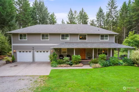 12427 Sams Ln SE, Rainier, WA 98576