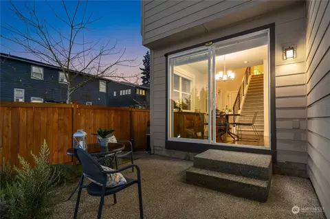 Exterior - 4312 224th Pl SE, Bothell, WA 98021 photo 13 of 15