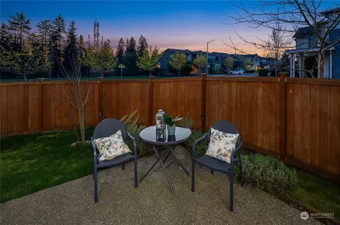 Exterior - 4312 224th Pl SE, Bothell, WA 98021 photo 12 of 15