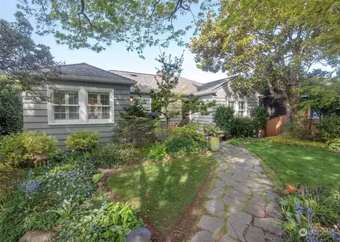 2631 29th Ave W, Seattle, WA 98199
