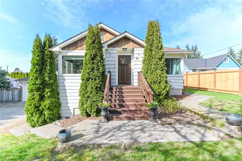 837 Gilkey Rd, Burlington, WA 98233