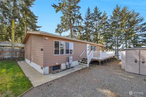 3320 Harbor View Dr, Langley, WA 98260