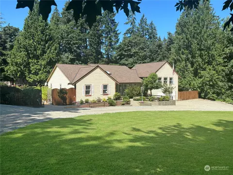 14836 Rainier Ridge Ave SE, Port Orchard, WA 98367