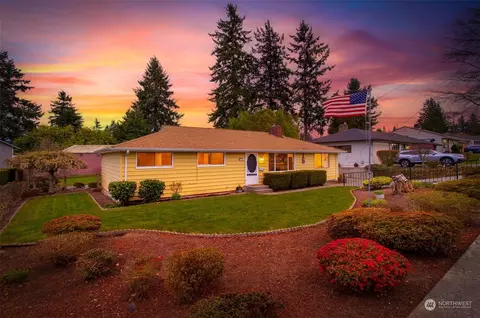 Exterior - 1314 E Casino Rd, Everett, WA 98203 photo 14 of 14