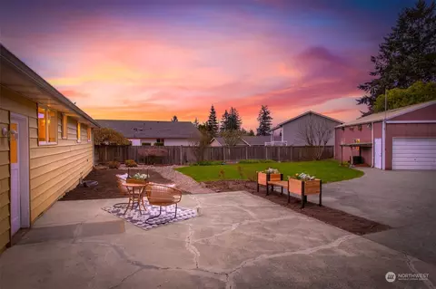 Exterior - 1314 E Casino Rd, Everett, WA 98203 photo 9 of 14