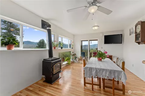 Bedroom - 86 Foothill Way, Twisp, WA 98856 photo 1 of 4