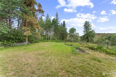 Exterior - 86 Foothill Way, Twisp, WA 98856 photo 5 of 6