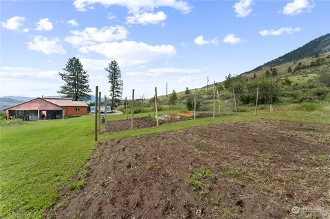 Exterior - 86 Foothill Way, Twisp, WA 98856 photo 4 of 6